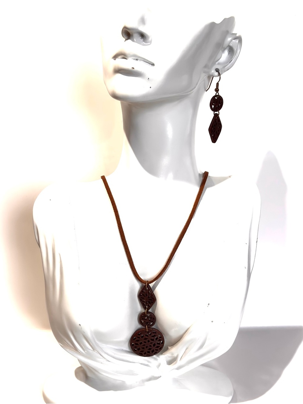 Handmade Brown Wooden Triple-Pendant Necklace – earrings set Natural Boho Style